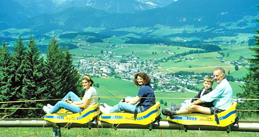 (c)karkogel.com - Freizeit Tipp: Sommerrodeln in Abtenau am Karkogel